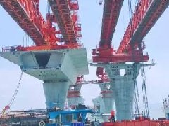 進(jìn)展順利！湖北三思科技架橋機(jī)安全監(jiān)控系統(tǒng)助力黃茅?？绾Ｍǖ?/></a>
    </a>
  </div>
 <div   id=